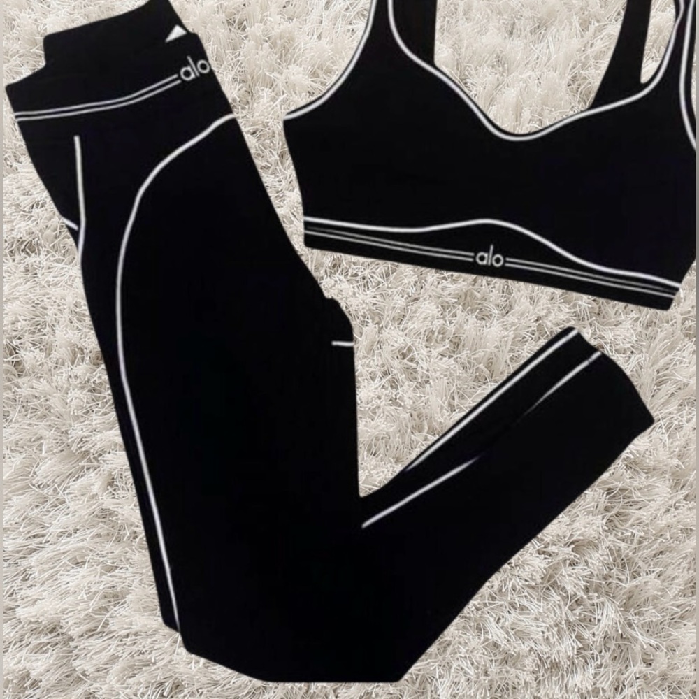 Airbrush High-Waist Heart Throb Leggings ONLY